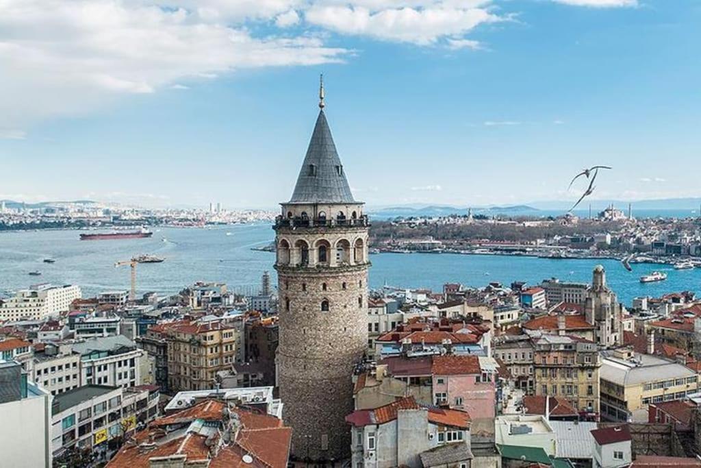 Central Apartament 4' Galata Tower Granbazaar 2' Sea 4' Ferry/metro/tram Appartement